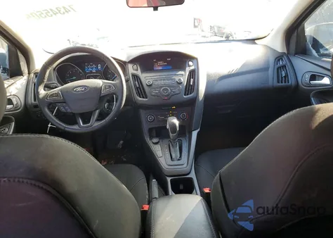 2018 Ford Focus Se z USA, uszkodzony, nr VIN 1FADP3K25JL287404